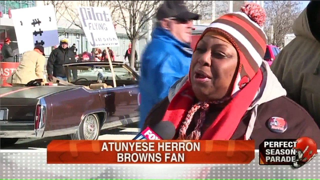 Thousands Attend Cleveland Browns `Perfect Season Parade`