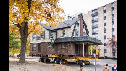 Huge Moving...Hotel 120 Year old 320 Feet And 38000 Square...Biggest House Moving