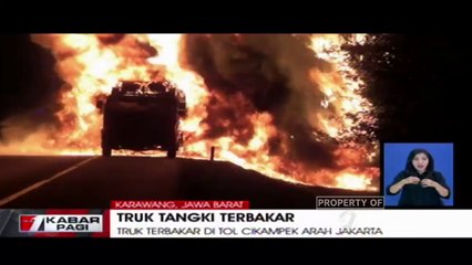 Truk Tangki Bermuatan 24 Ribu Liter BBM Terbakar di Tol Cikampek