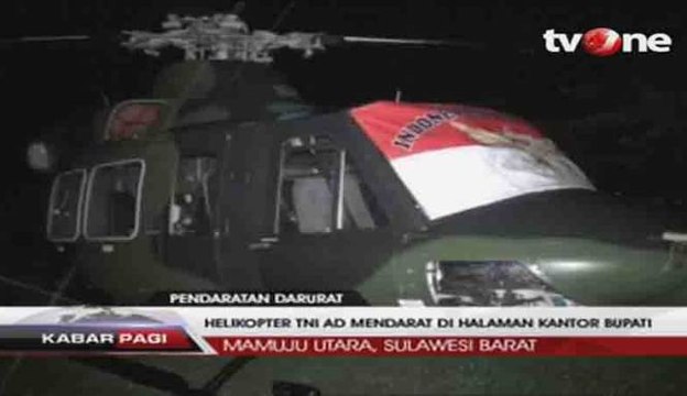 Helikopter TNI AD Mendarat Darurat di Kantor Bupati Mamuju
