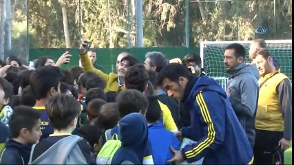 Fenerbahçe Hazırlıklarını Sürdürüyor