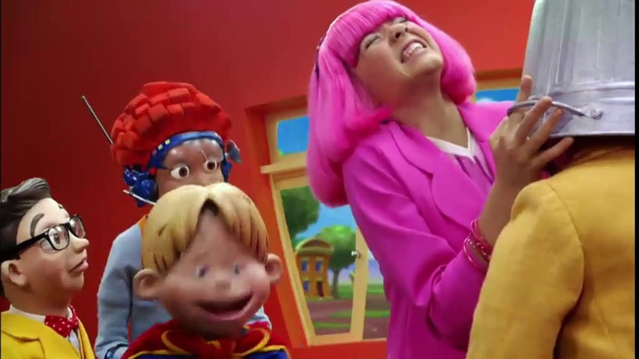 Vilamandra S04E05 Hora d'aprendre Català