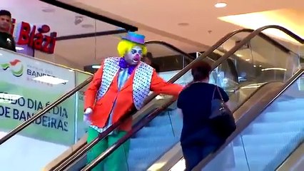 Funny Videos - Funny Escalator Video - Lady VS Joker - Top Funny Videos