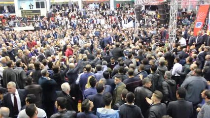 CHP İzmir İl Kongresinde Kavga Çıktı