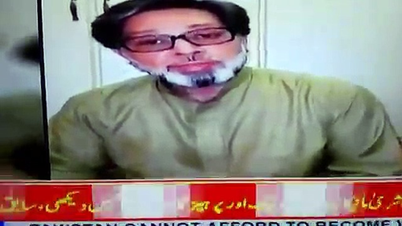 Ex Husband of Bushra Bibi is Cursing on Geo for making Fake News