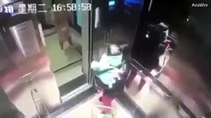 مربية تعتدي بوحشية على رضيع لا يتجاوز العامي