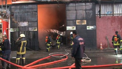 Mobilya atölyesinde yangın çıktı