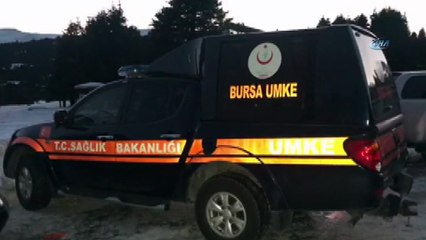 Uludağ'da kabus dolu gece...Şelalede mahsur kalan 3 kişi helikopterle kurtarıldı