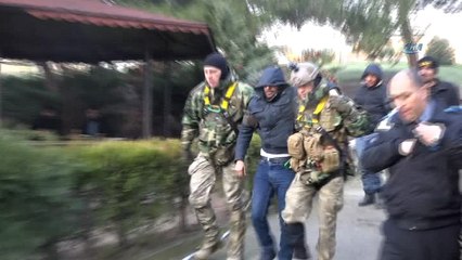 Şelalede mahsur kalanlar hastaneye getiriliyor