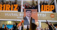 Seçimden Zaferle Ayrılan KKTC Başbakanı, Balkon Konuşmasını Sevgilisi İnci Pars'la Yaptı