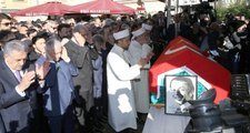Şener Şen ve Metin Akpınar, Münir Özkul'un Cenazesine Katılmadı