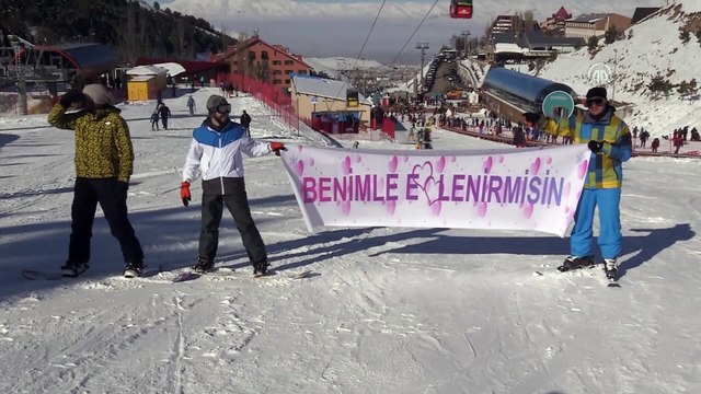 Palandöken'in zirvesinde sürpriz evlenme teklifi - ERZURUM