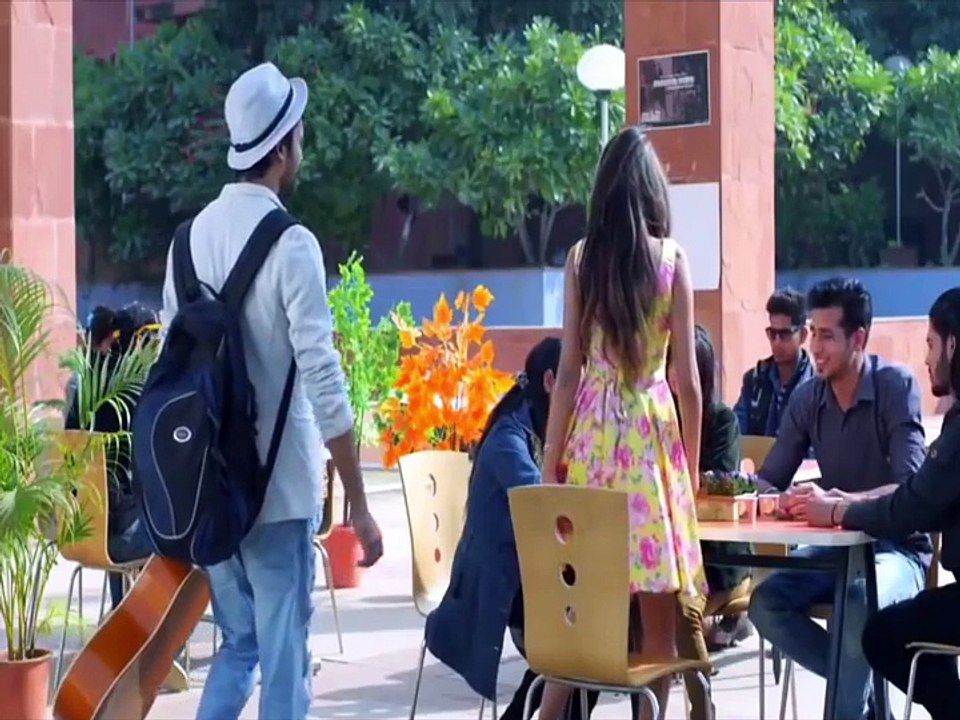 Kitni Mohabbat Hain ..