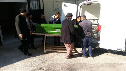 "Oğlunuzu Aramayın, Kaçırdık" Mesajından Sonra Kayıp Genç, Boynundan Vurulmuş Halde Bulundu