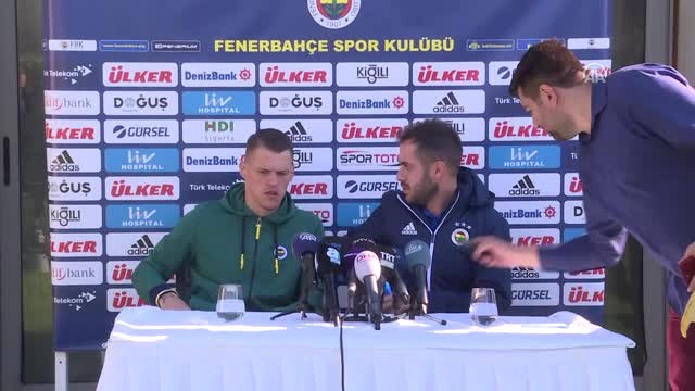 Martin Skrtel: Cenk Tosun'un İyi İşler Yapacağını Düşünüyorum