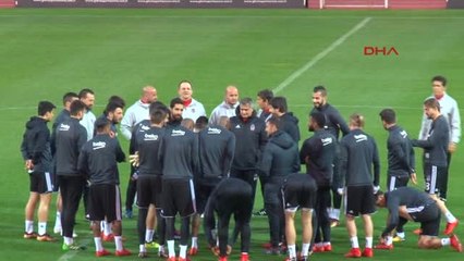 Beşiktaş Durmak Bilmiyor