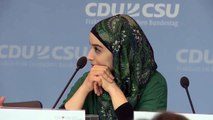 Muslims In Germany Don't Want Integration (In German)