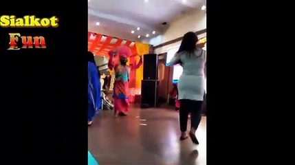 Wedding Best Dance Performance India 2017 video by sialkot fun - YouTube