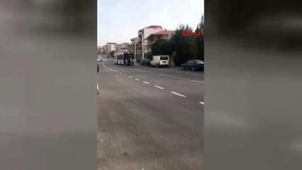 İzmir Patenli Çocukların Tehlikeli Yolculuğu Görenleri Korkuttu