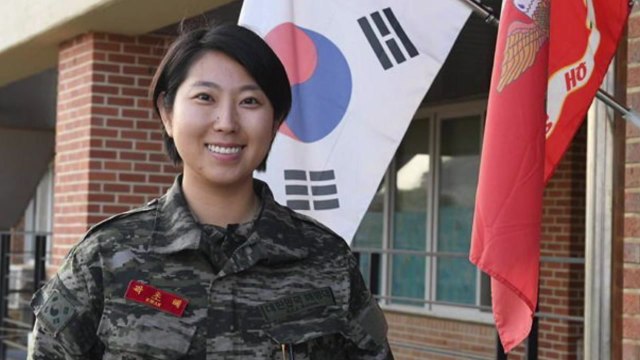 [좋은뉴스] 소아암 환자 위해 머리카락 기부한 여군 / YTN