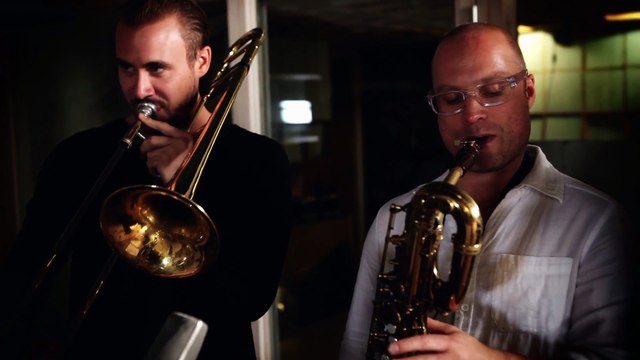 Platina Jazz - Hajimete No Chuu (from Kiteretsu Daihyakka)