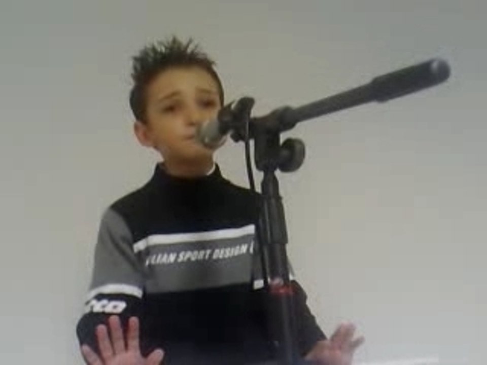 mi ijo cantando para el senor tiene 5anos se llama lelico