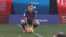 FC Barcelona unveil Coutinho at Camp Nou