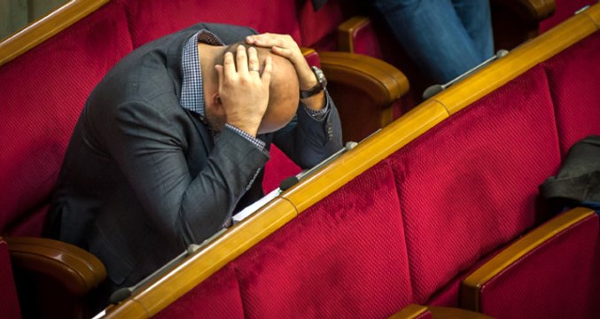 İngiltere Parlamentosunda Skandal! Her 9 Dakikada Bir Cinsel İçerikli Sitelere Giriş Yapmışlar