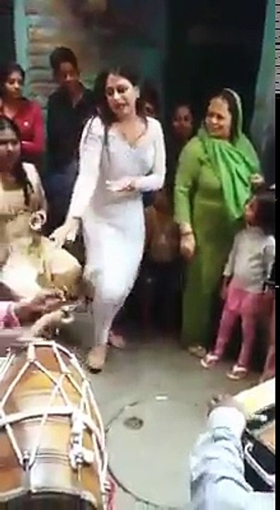 weading dance beautifull full hot mujra