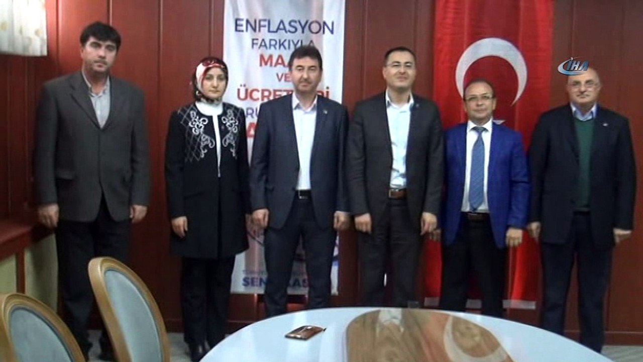 Eğitim Bir-Sen’den gazetecilere kutlama