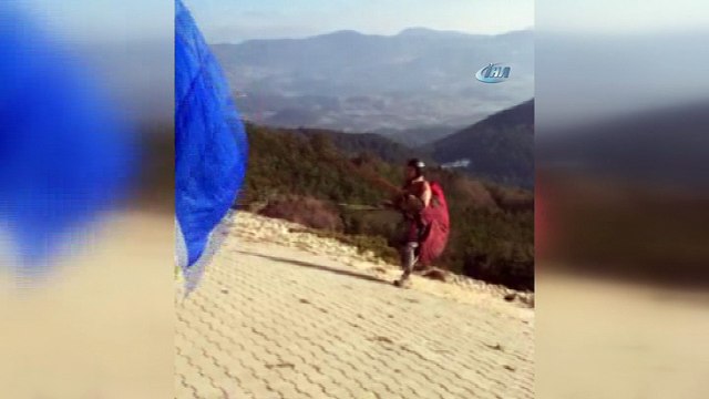 Abant’ta yamaç paraşütü keyfi