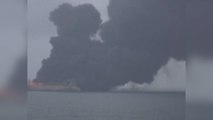 El petrolero iraní Sanchi sigue ardiendo y aumenta el temor a una catástrofe ambiental
