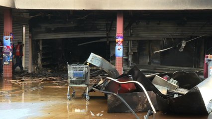 Une épicerie casher incendiée à Créteil