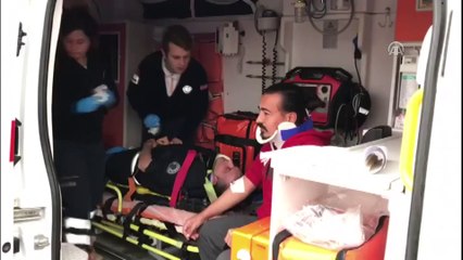 Polis aracına otomobil çarptı: 2 yaralı - KIRIKKALE