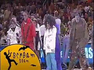 Q-Tube performance of the Cavaliers Scream Team's performanc