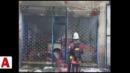 Esenyurt'ta korkutan yangın... 6 araç küle döndü