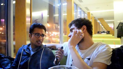 foreign students talking about ukraine {иностранные студенты говорят об украине}