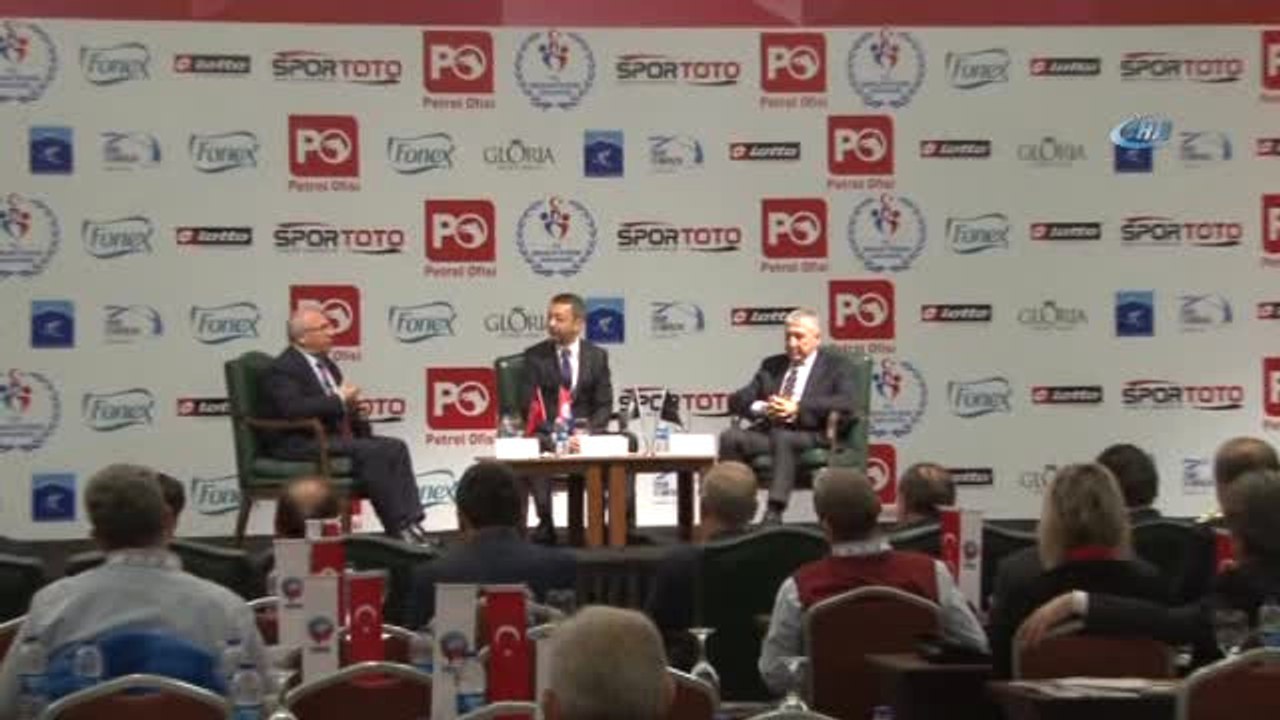 Seyit Mehmet Özkan: "Altınordu Futbolcuların Serası Gibidir"
