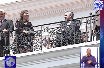 Vicepresidenta Vicuña en cambio de guardia en Carondelet