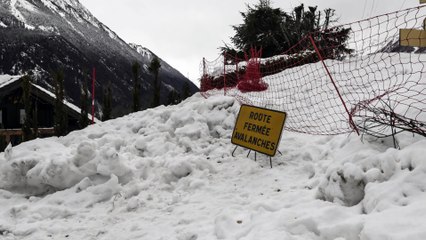 Chutes de neige exceptionnelles en Savoie : un patron d'hôtel témoigne