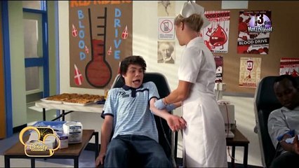 mi niñera es un vampiro 1x03 donación de sangre