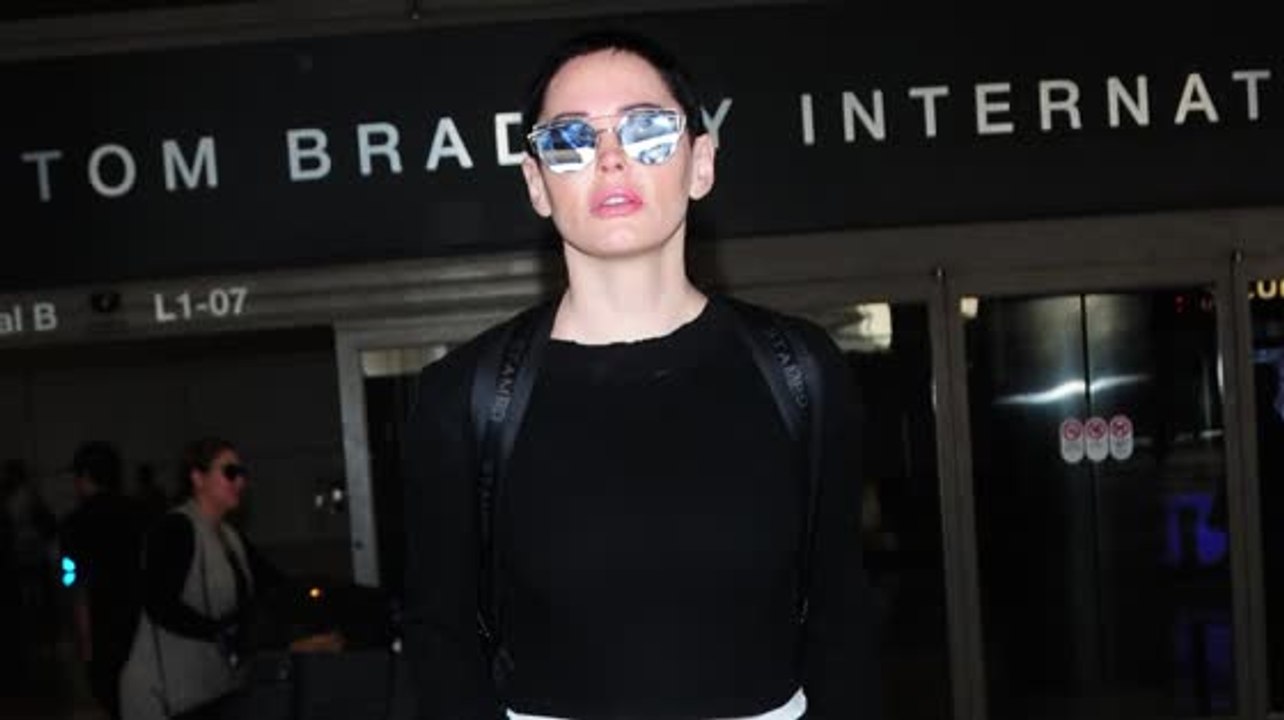 Rose McGowan Slams 'Fancy People in Black'