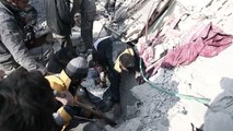 مقتل 18 مدنياً في قصف على الغوطة الشرقية المحاصرة قرب دمشق