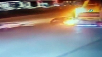 Araçlar alevlere böyle teslim oldu