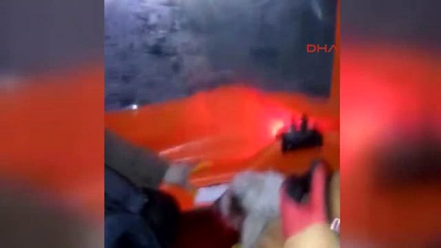 Kars Ekipler Tipide Mahsur Kalan Çobanlar İçin Seferber Oldu
