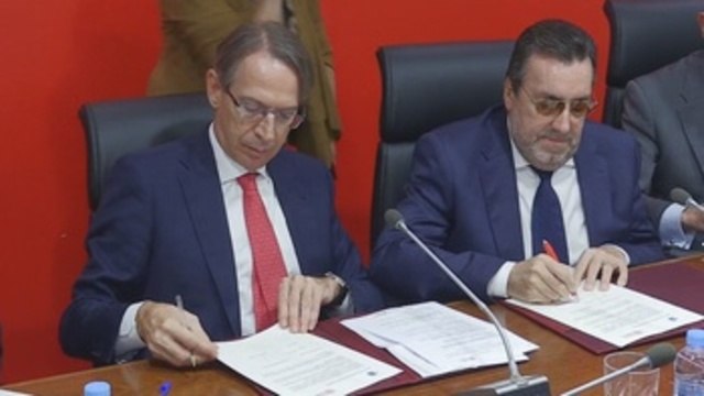 Un acuerdo con ONCE facilitará la formación de becarios discapacitados por parte de la Agencia EFE