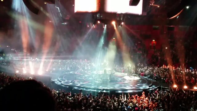 Muse - Interlude + Hysteria, Globe Arena, Stockholm, Sweden 6/11/2016