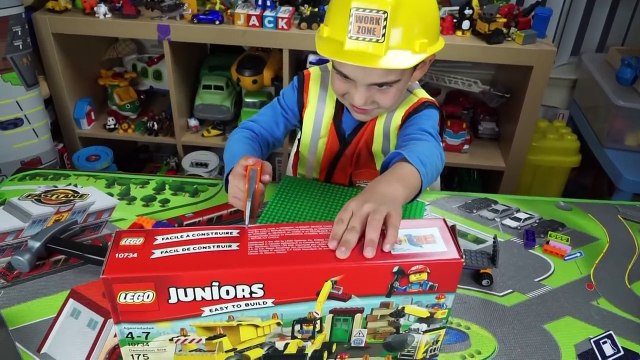 Lego Demolition Site Toy Unboxing and Time Lapse Speed Build: Backhoe, Dump Truck, Crane