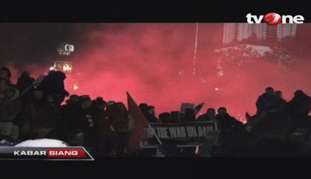 Ribuan Warga London Protes Pemberlakuan Jam Malam