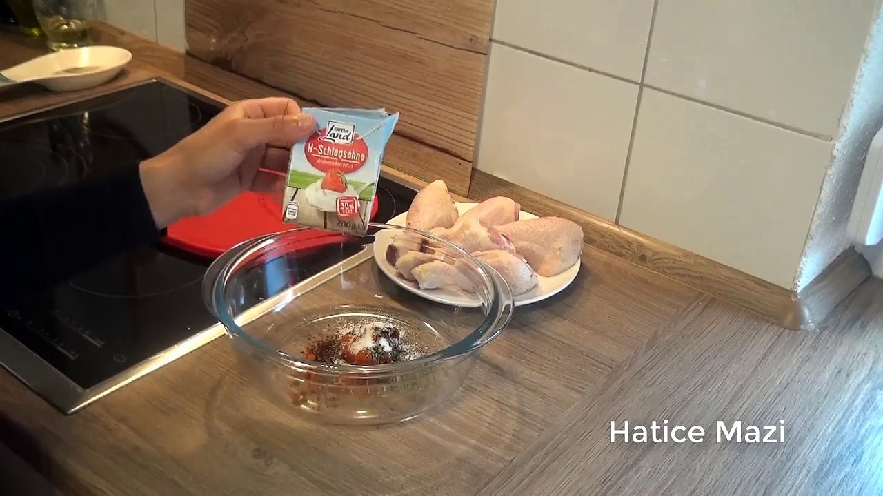 Firinda tavuk patates-közlenmiş biberli çorba-bezelyeli pilav-havuçlu kabaklı salata-Hatice Mazi